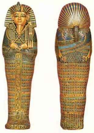 The-replica-of-Tutankhamun 2 @RuarteContract
