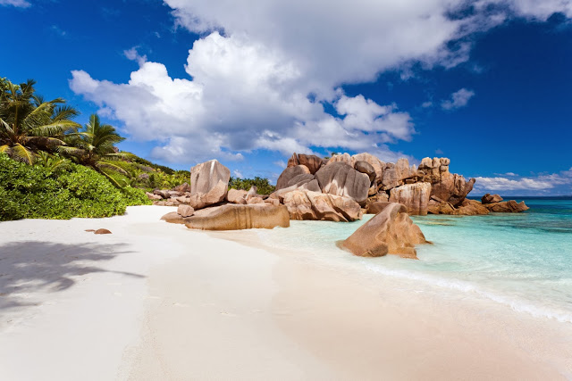 Beaches coco-beach-la-digue-seychelles